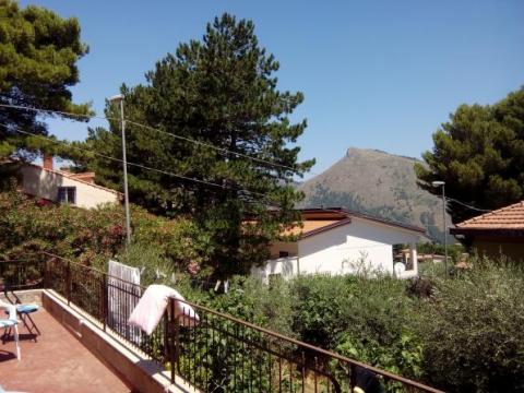 COD.0000000247 - Villa due appartamenti indipendenti 